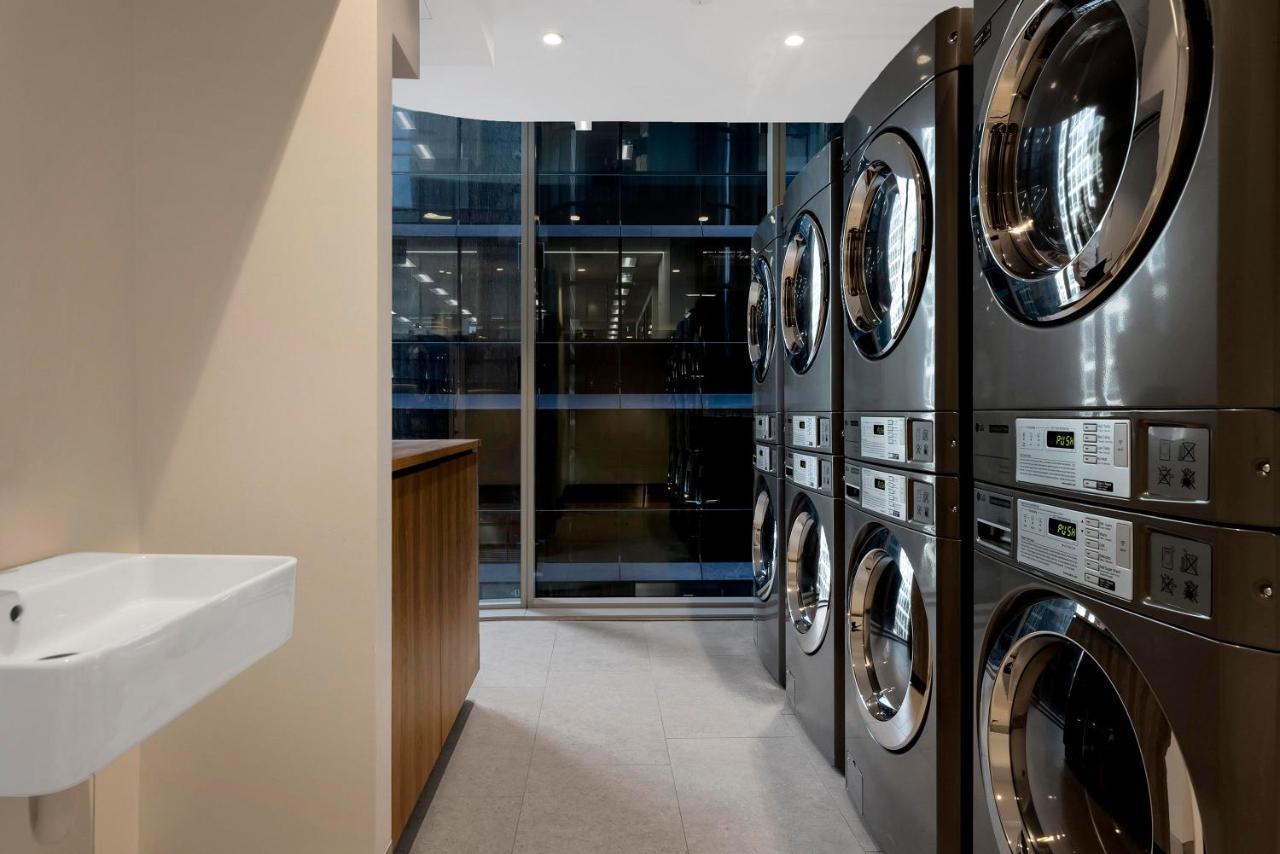 Citadines Walker North Sydney Aparthotel Bagian luar foto